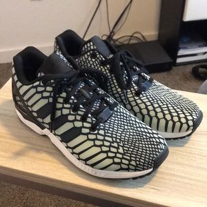 LIMITED ADIDAS ZX FLUX🔥🔥